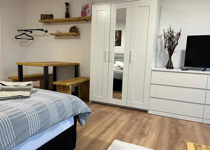 Studio An Der Elbe Mit Balkon, Kueche Und Netflix