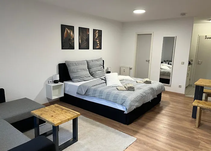 Studio An Der Elbe Mit Balkon, Kueche Und Netflix