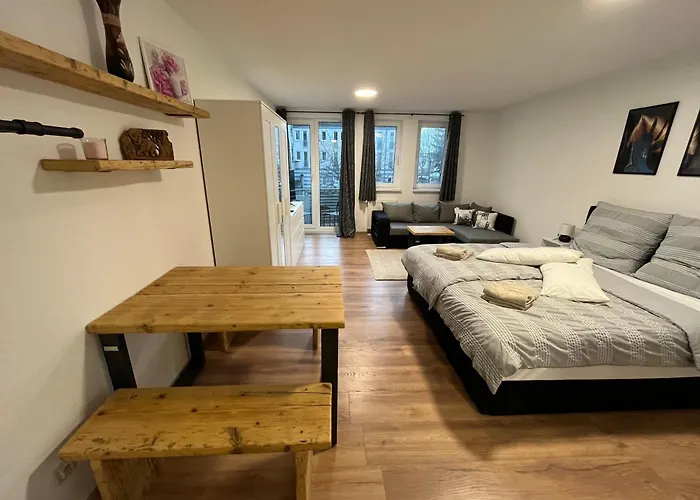 Studio An Der Elbe Mit Balkon, Kueche Und Netflix